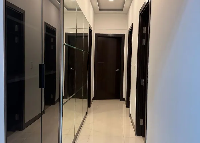 招待所 3 Bedroom Executive With Excellent View Of The Skyline *
